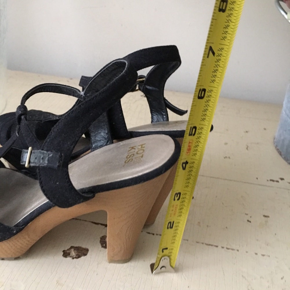 Heels - Picture 5 of 5